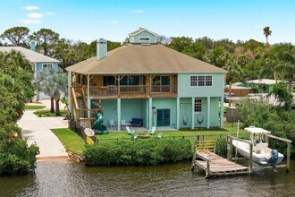 Building Photo - 6731 Arroyo Dr