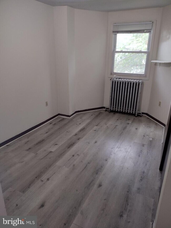 Foto del edificio - 2029 E Stella St