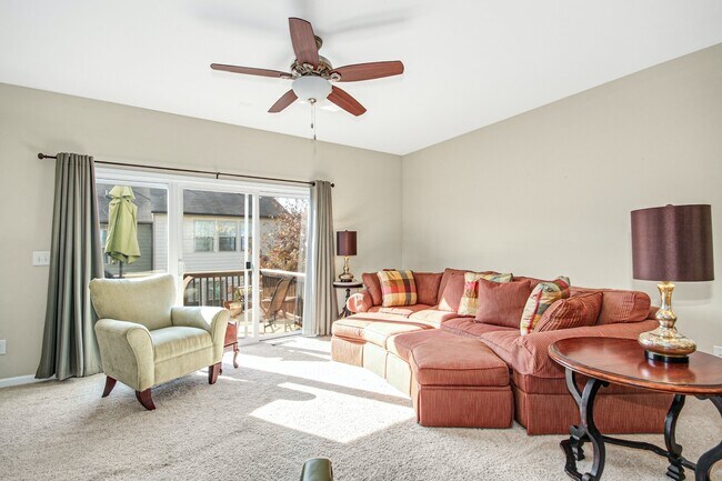 Foto del edificio - 4 Prairie View Ct