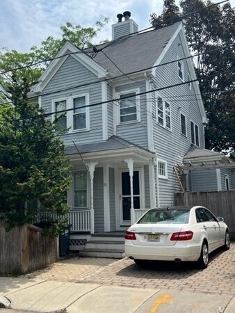 Primary Photo - 10 Orrin St
