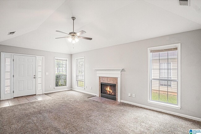 Foto del edificio - 139 Flagstone Ln