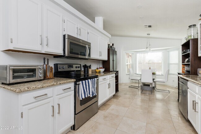 Building Photo - 3413 E Oraibi Dr