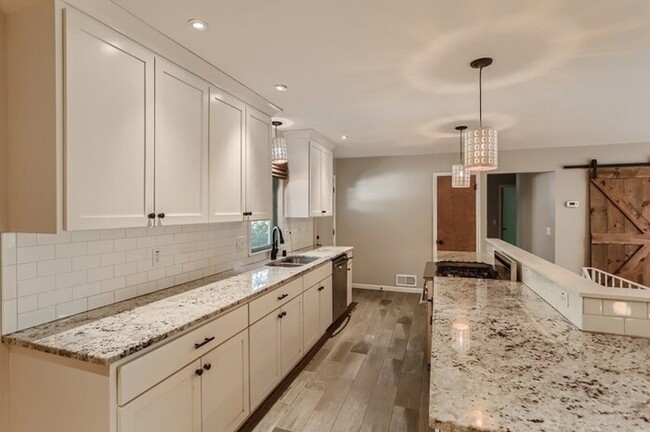 Building Photo - 5944 Woodland Cir, Minnetonka, MN, 55345