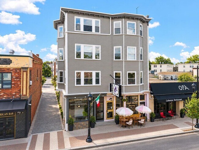 Foto del edificio - 226 Atwells Ave
