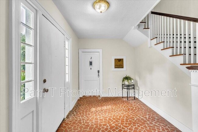 Foto del edificio - 740 E.45th St. #2
