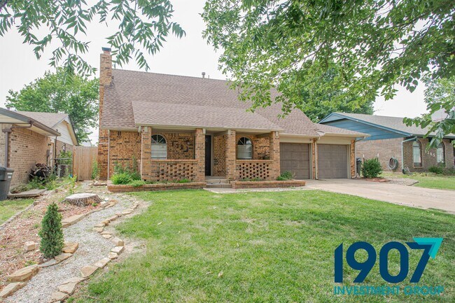 Photo - 1201 Kings Ct House