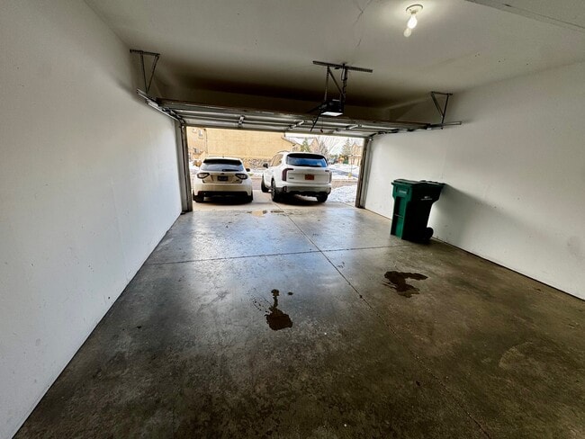 Foto del edificio - 3884 Packers Point