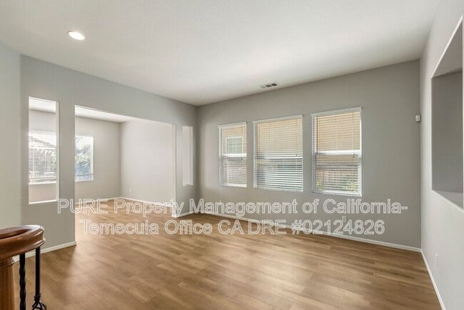 Building Photo - 36158 Pansy St