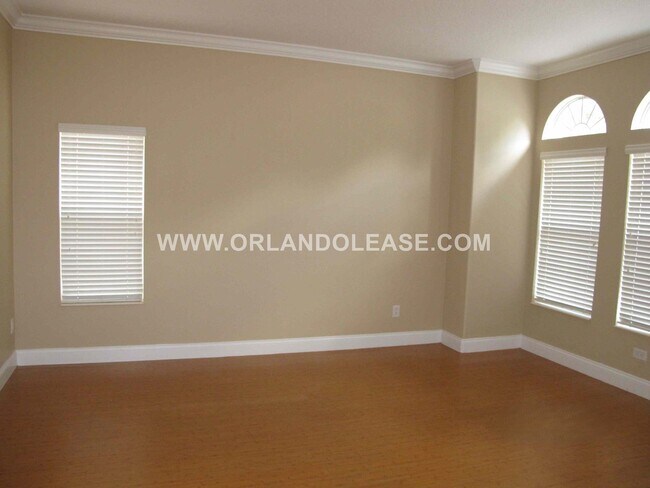 Foto del edificio - Spacious 4 Bed / 3.5 Bath Home in Gated To...