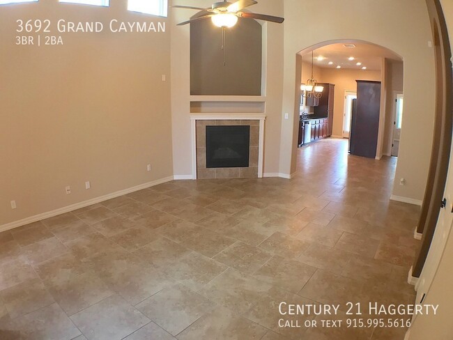 Building Photo - 3692 Grand Cayman Ln