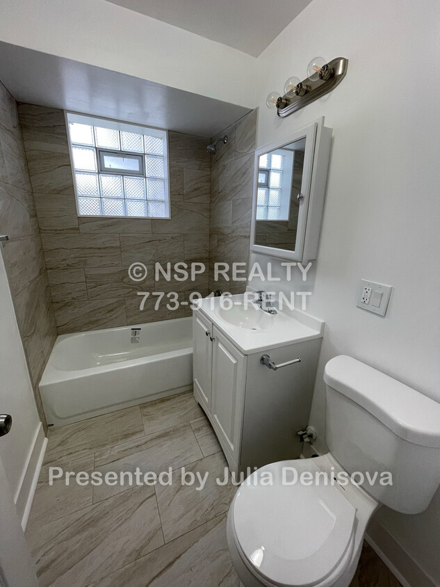 Foto del edificio - 4924 Mulford St