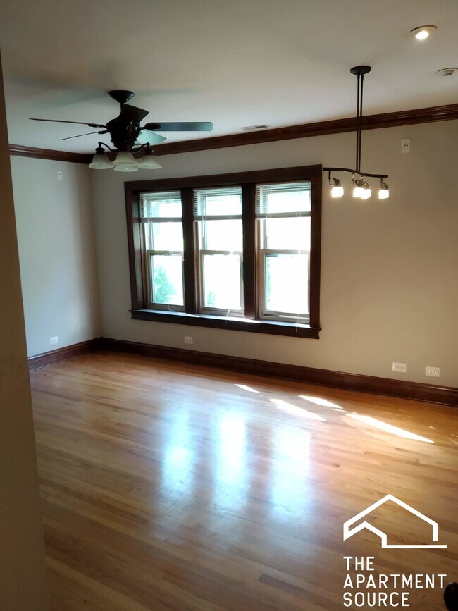 Foto del edificio - 2920 W Cullom Ave