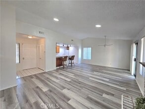 Building Photo - 1333 Van Buren Cir