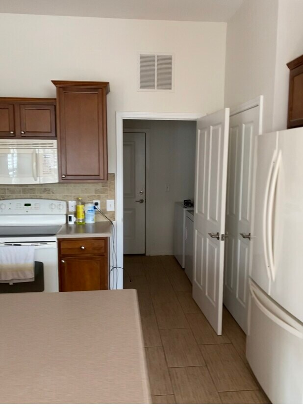 107 Culp Hill Dr Unit 107, Chapel Hill, NC 27517 Condo for Rent in