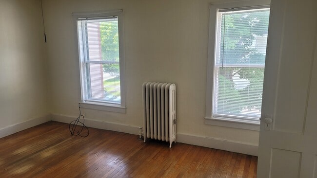 Living room - 248 Elm St