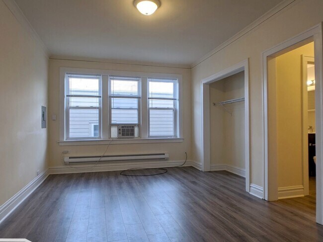 Foto del edificio - 2936 W Palmer St