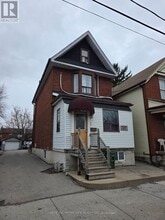 Building Photo - 1075 Dufferin St