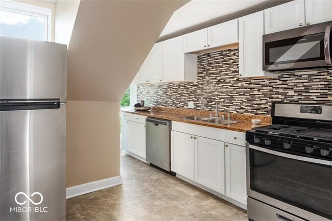 Building Photo - 509 N Meridian St