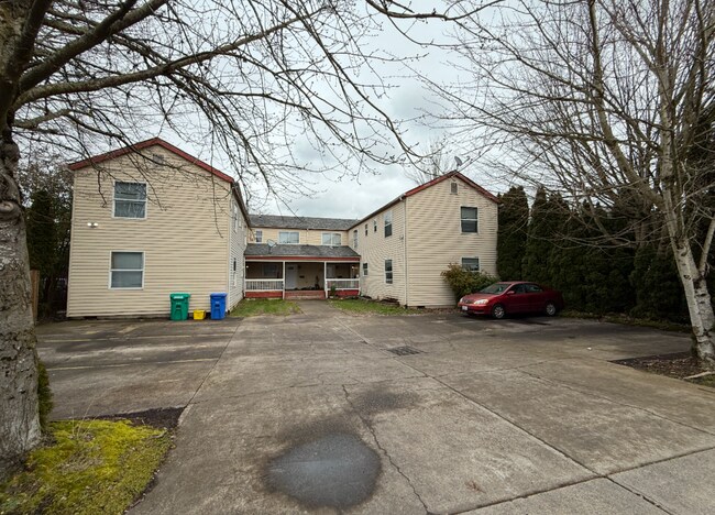 Foto del edificio - 6867 N Fessenden St