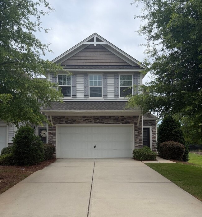 Building Photo - 453 Tayberry Ln