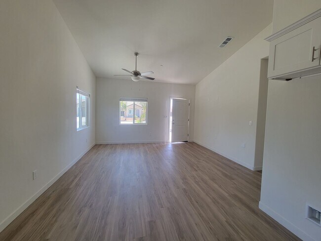Foto del edificio - 8618 Grandy St