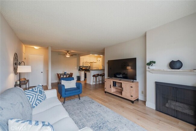 Foto del edificio - 8163 Redlands St