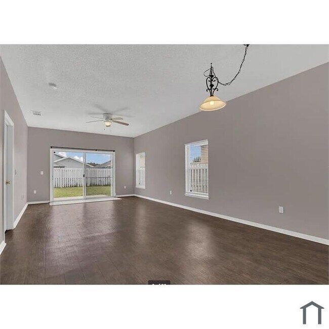 Foto del edificio - 1409 Timberbend Cir
