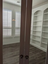 Building Photo - 2206 Hays Ranch Dr