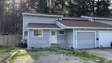 Building Photo - 1923 150th St S