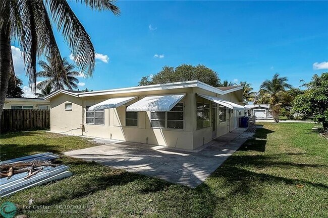 Foto del edificio - 915 SW 50th Terrace