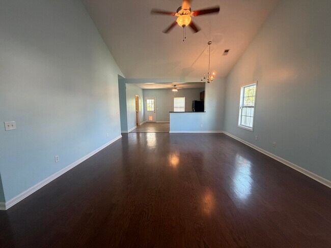 Foto del edificio - 3665 Galloway Ln