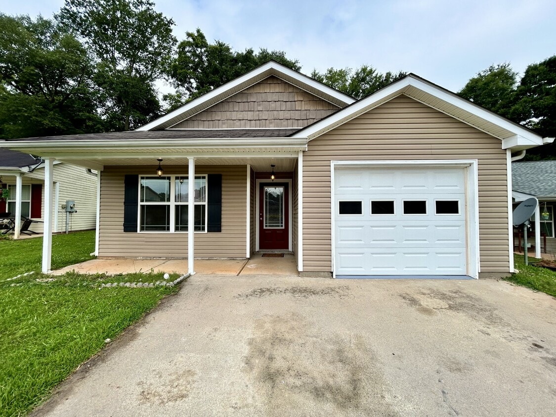 Primary Photo - 287 Wrightsburg Way