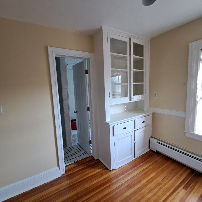 Building Photo - 296 Pavonia Ave