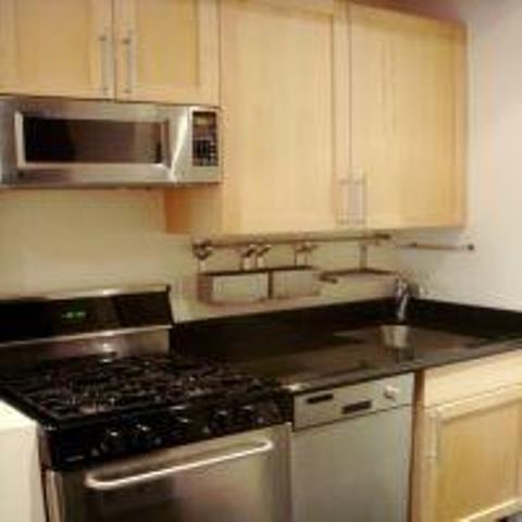 Primary Photo - 212 E 25th St