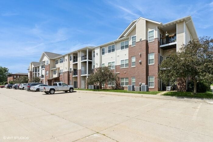 $1,950 | 3 Bedroom, 2 Bathroom Condo | No ... - $2,100 | 3 Bedroom, 2 Bathroom Condo | No ...