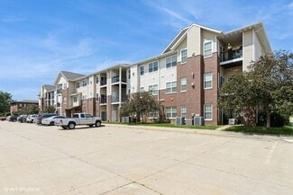 Building Photo - 600 Grandview Ct