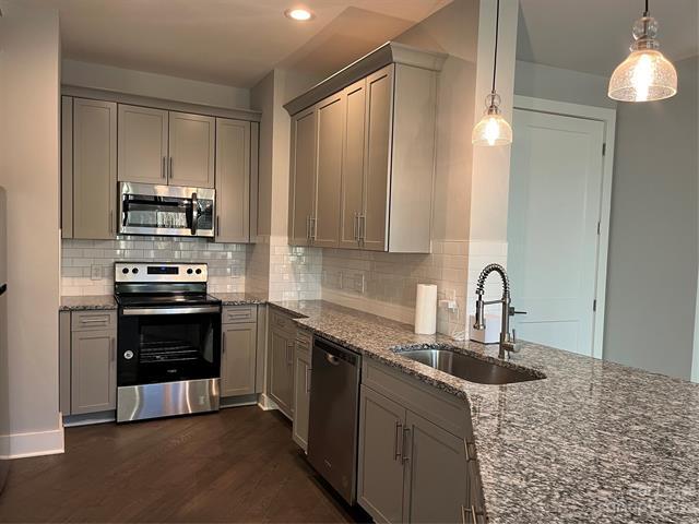 Foto del edificio - 501 E 37th St