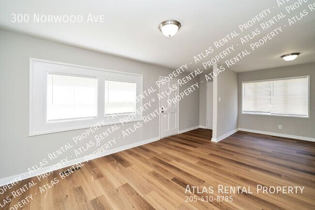Foto del edificio - 300 Norwood Ave