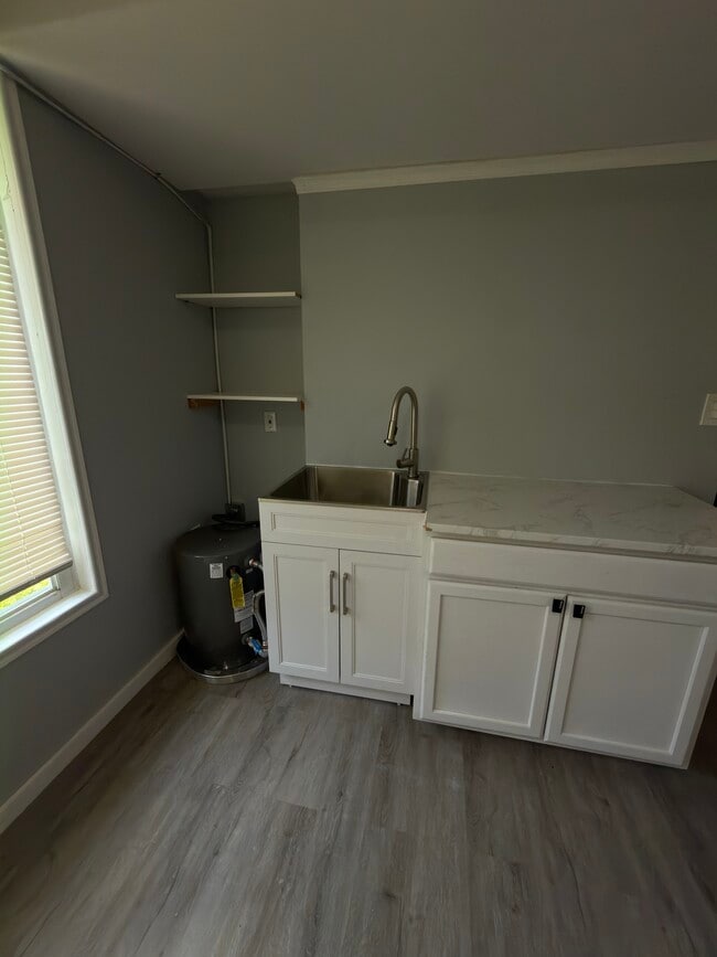 Building Photo - 1302 Ariana Woods Cir