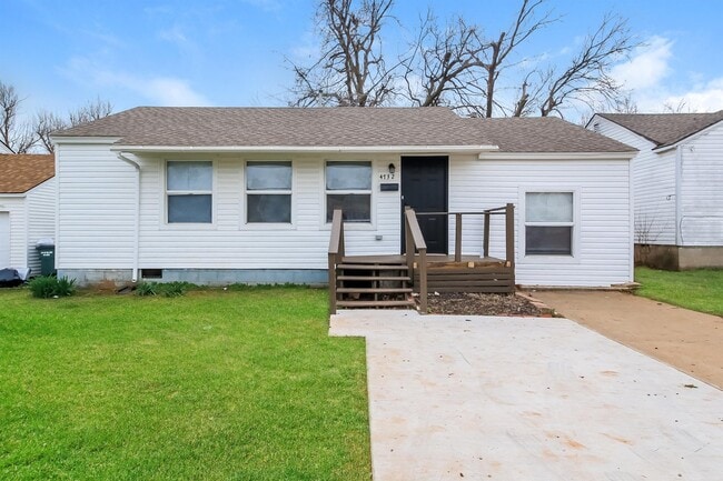 Building Photo - 4732 SE 24th St