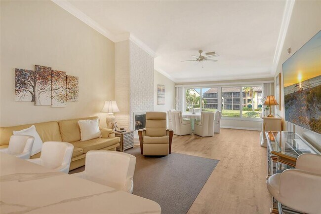 Foto del edificio - 5644 Ashton Lake Dr
