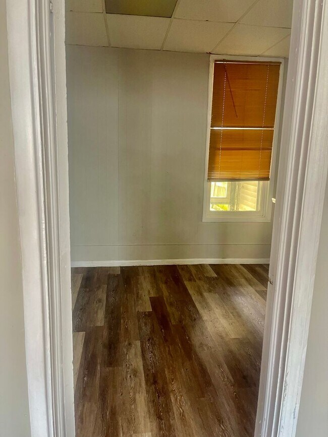 Foto del edificio - 203 N 2nd