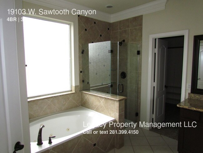 Building Photo - 19103 W Sawtooth Canyon Dr