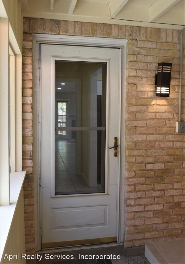 Foto del edificio - 2 br, 1.5 bath House - 3706 A Meredith St