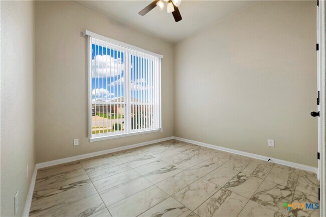Building Photo - 6005 Cactus Flower Ln
