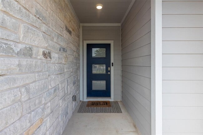Building Photo - 2913 Louris Ln