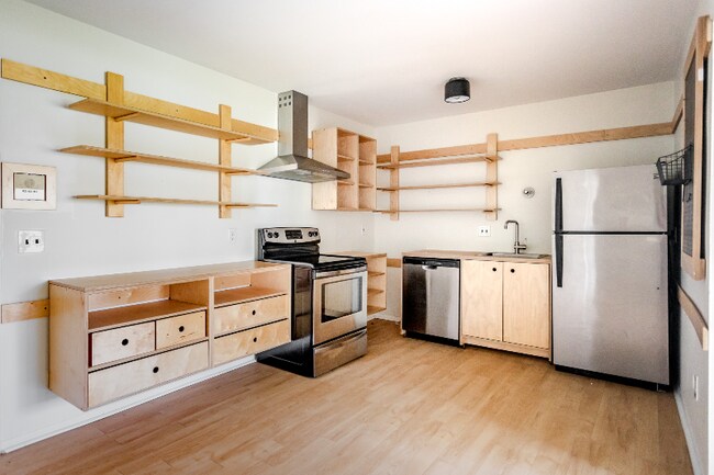 Foto del edificio - 1575 Cherboneau Pl