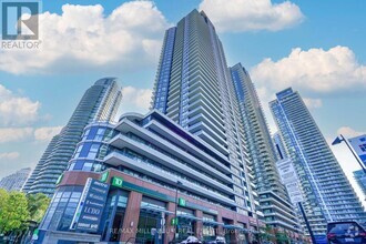 Building Photo - 2212-2212 Lake Shore Blvd W