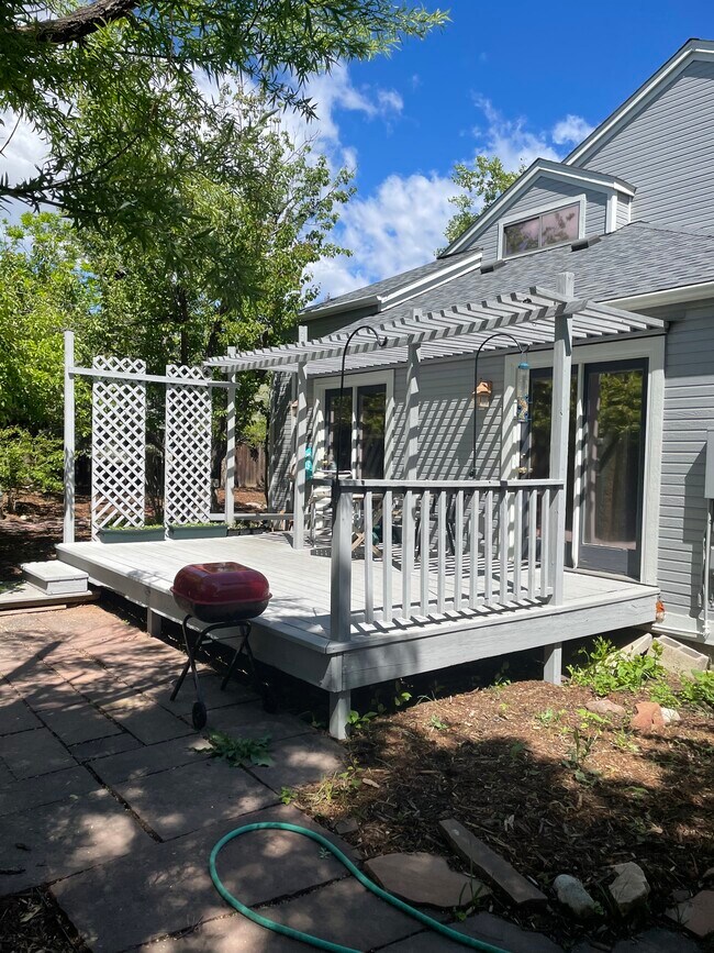 Back deck - 1212 Redwood Ave