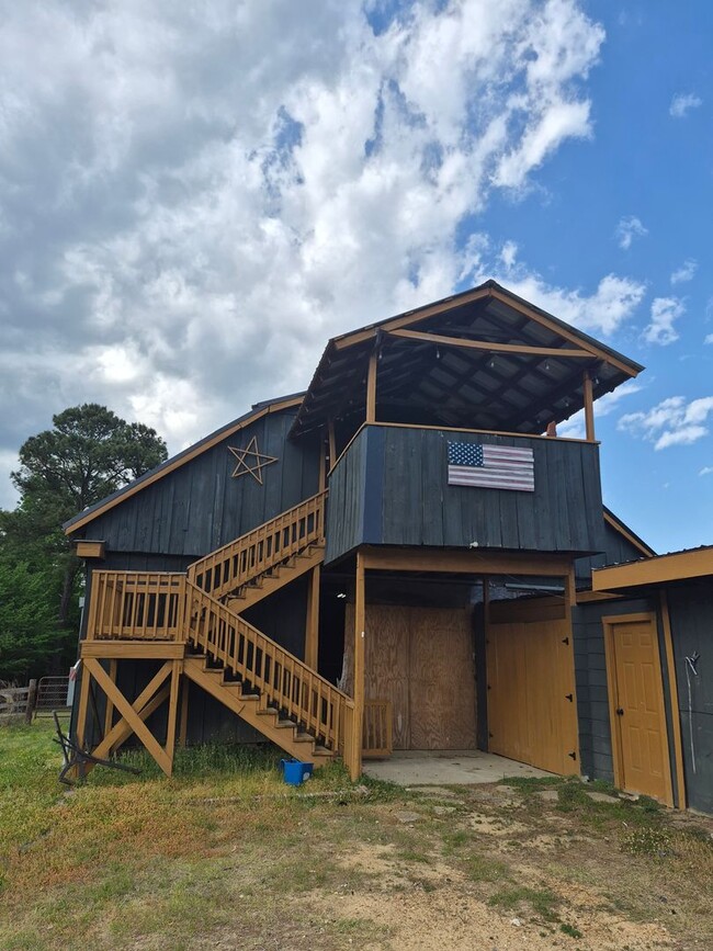 Building Photo - 4134 Smith Rd